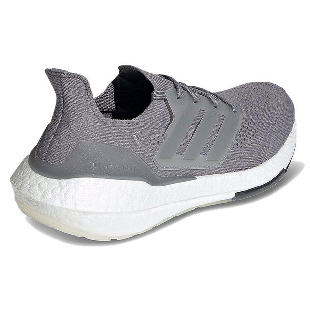 Adidas UltraBoost 21