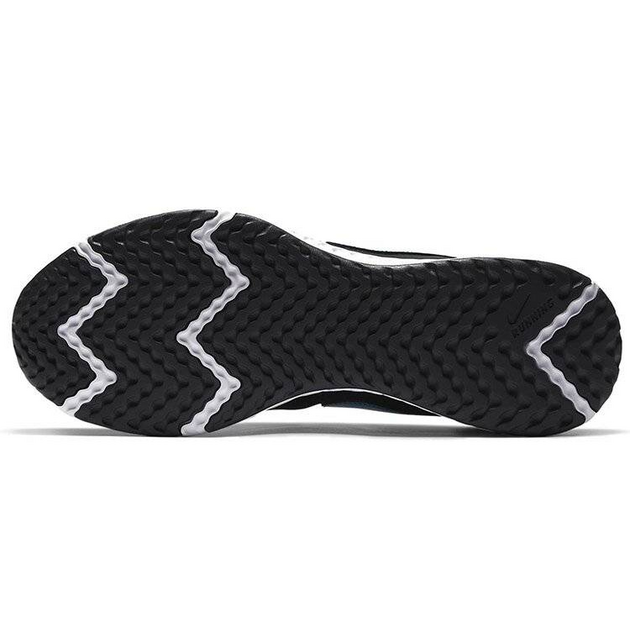 Nike Revolution 5