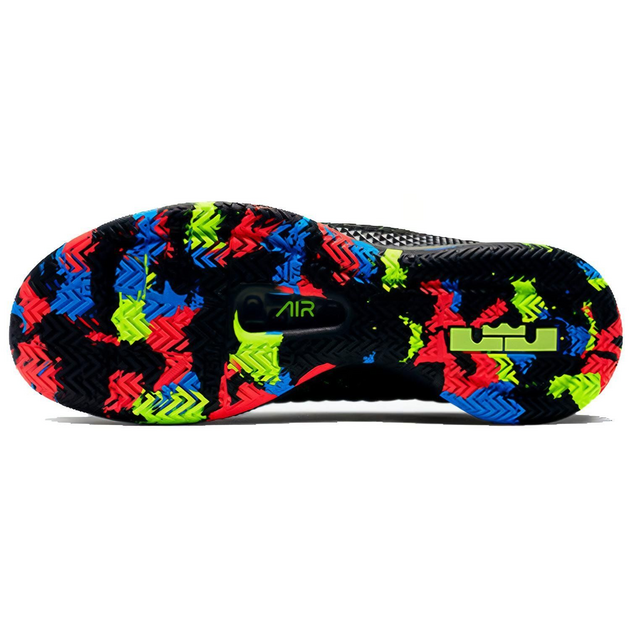 Nike Witness 3