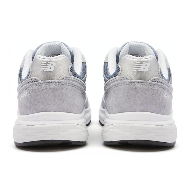 New Balance 880