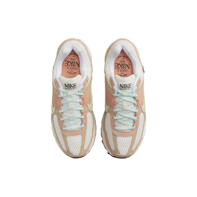 Nike Air Zoom Vomero 5