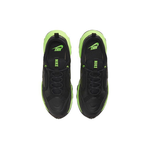 Nike TC 7900