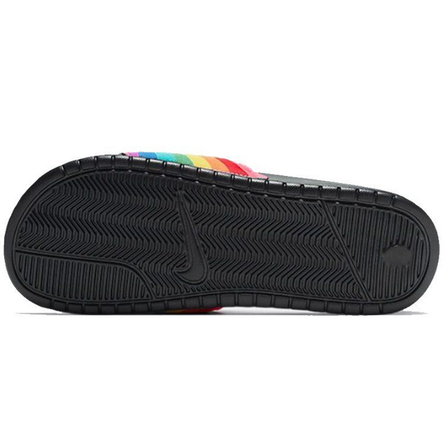 Nike Benassi