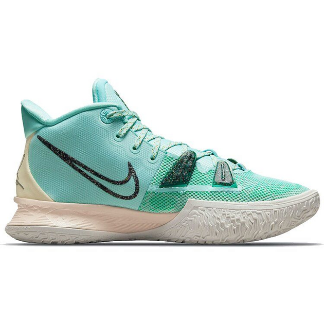 Nike Kyrie 7 Copa
