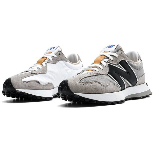 Levis x New Balance 327