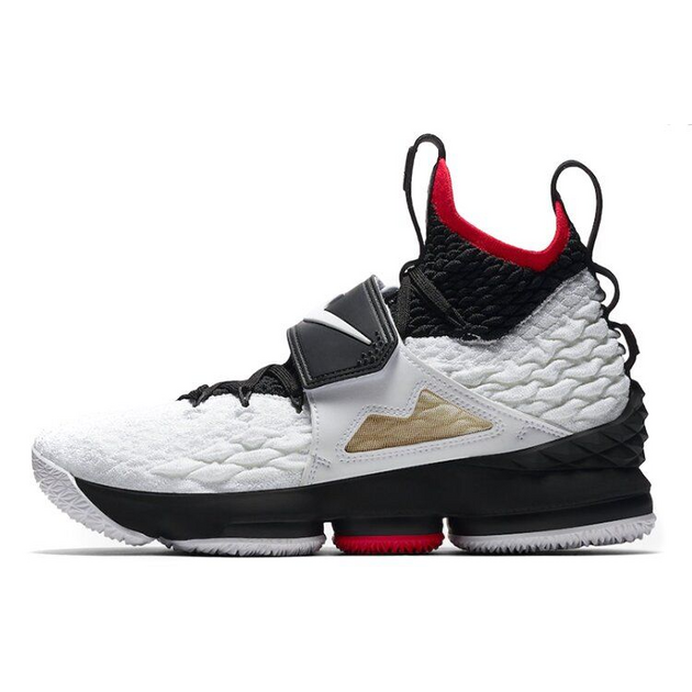 Nike LeBron 15 Diamond Turf