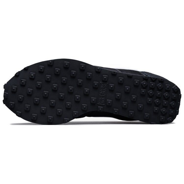 Nike Challenger