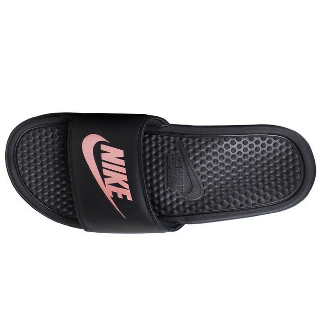 Nike Benassi
