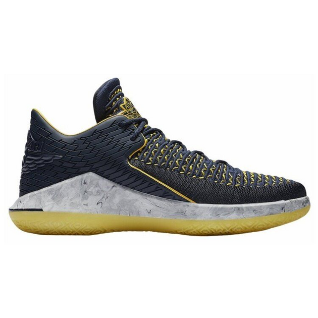 Air Jordan 32 Low Michigan