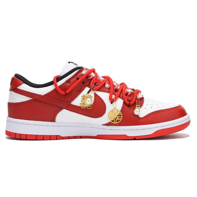 Nike Dunk Low