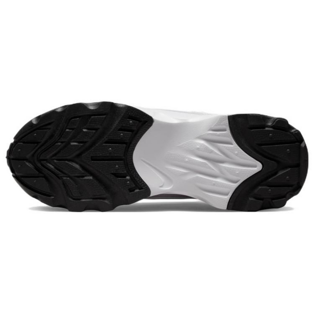 Nike TC 7900