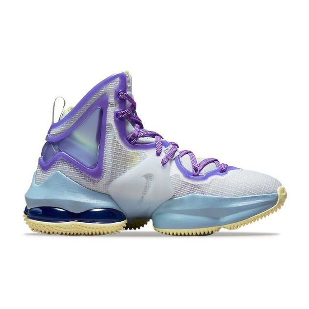GS Nike LeBron 19 Easter 19