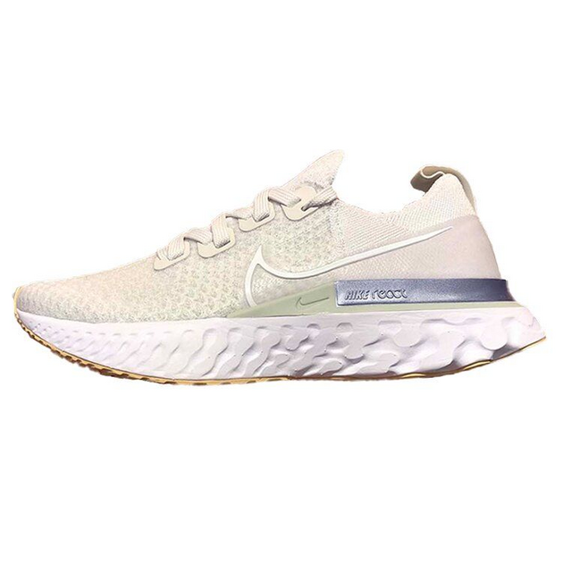 Nike React Infinity Run Flyknit 1