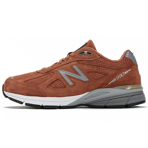 New Balance 990 V4