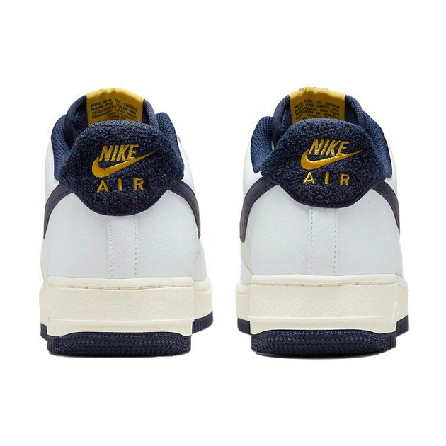 Nike Air Force 1 Low 07 LV8
