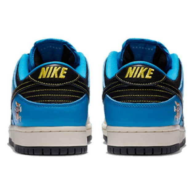 Instant Skateboards x Nike Dunk SB