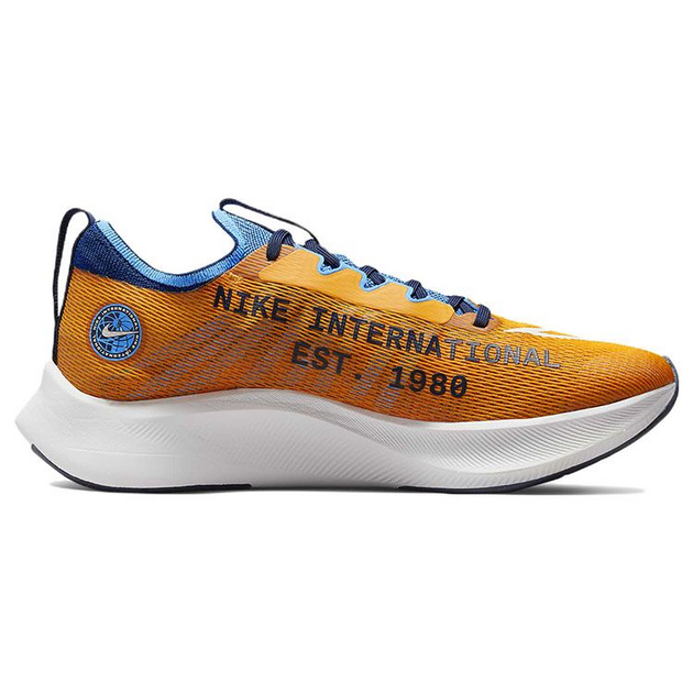Nike Zoom Fly 4