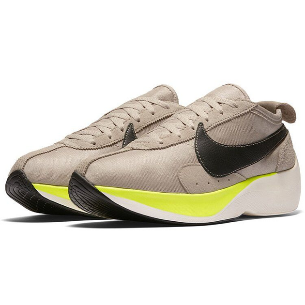 Nike Moon Racer
