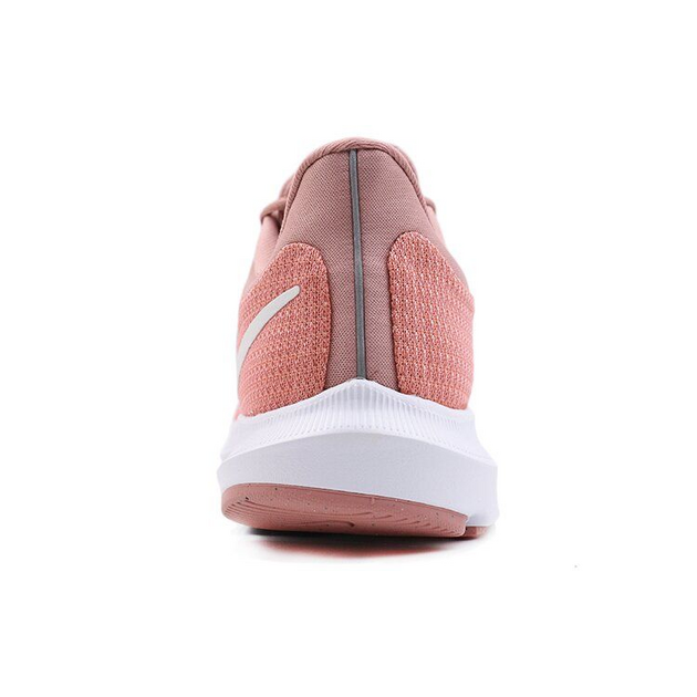Nike Quest