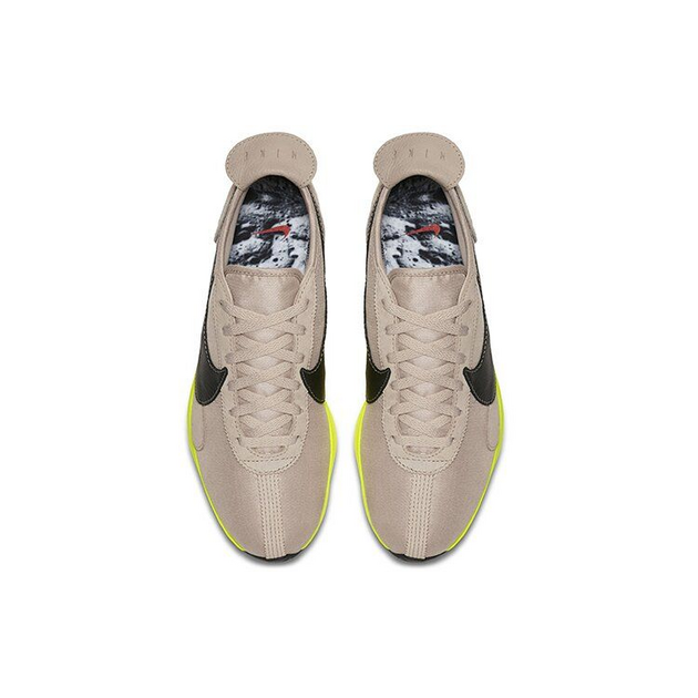 Nike Moon Racer