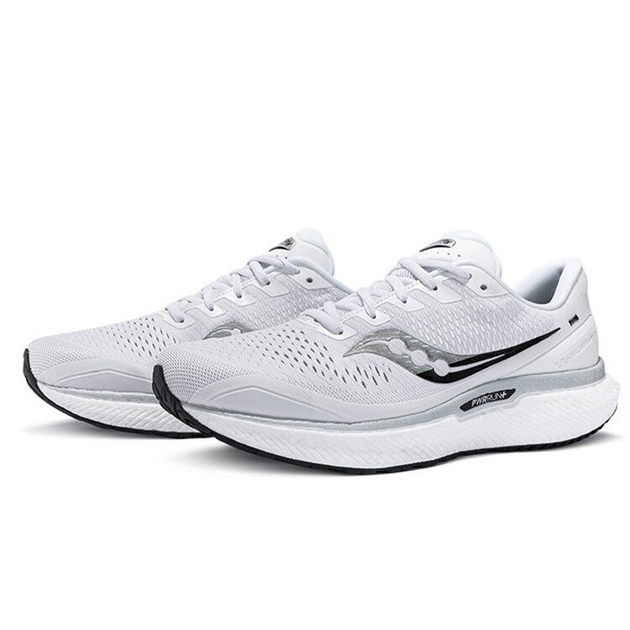 Saucony TRiumph 18