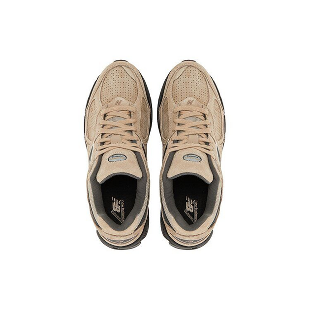 New Balance 2002R