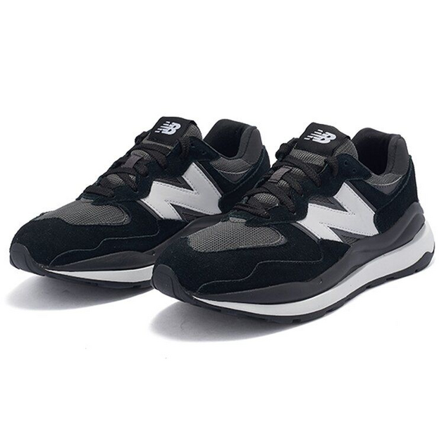 New Balance 5740