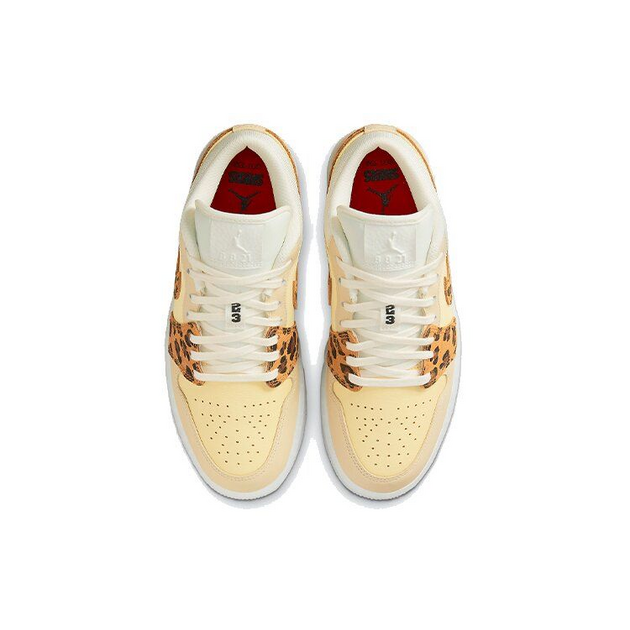 Air Jordan 1 Low SNKRS Day