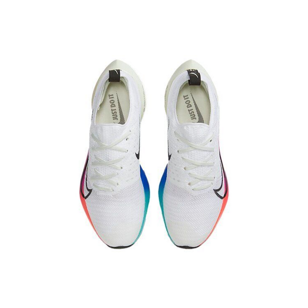 Nike Air Zoom Tempo FK