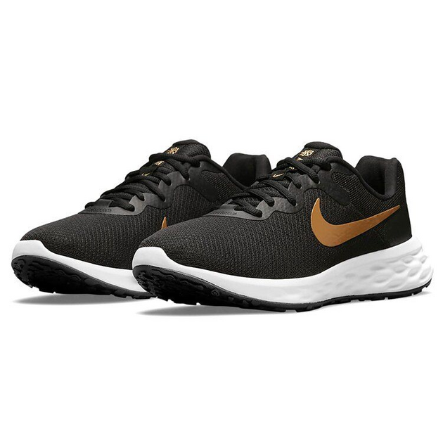 Nike Revolution 6
