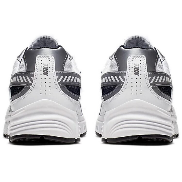 Nike Initiator