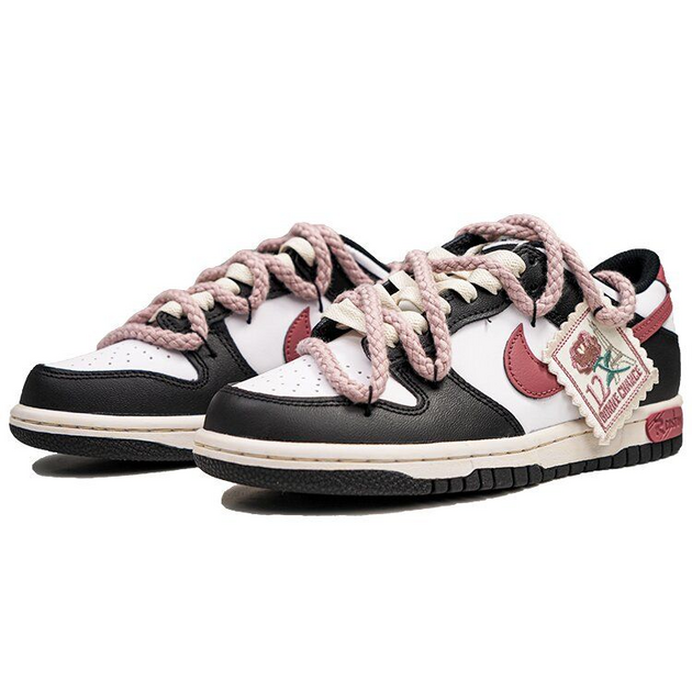 Nike Dunk Black RISK GS