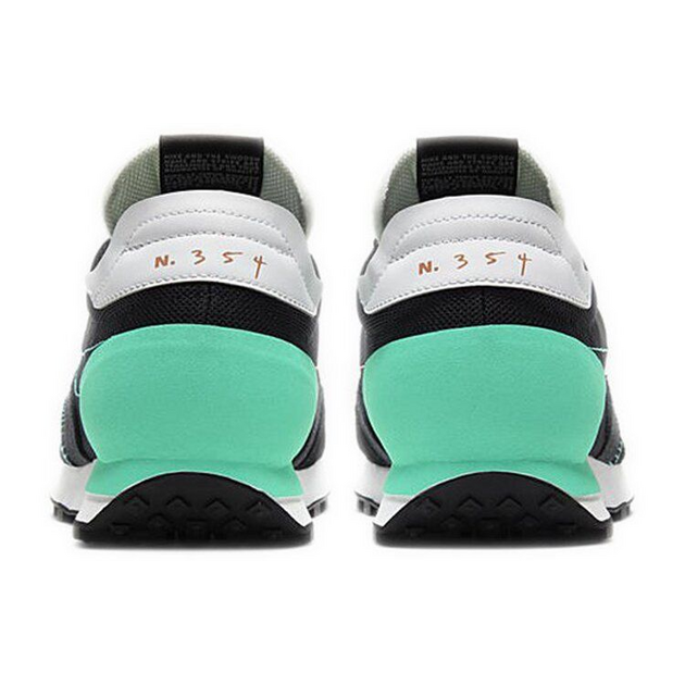 Nike Daybreak