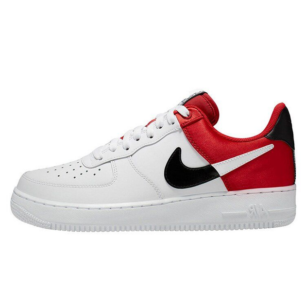 Nike Air Force 1 07 LV8