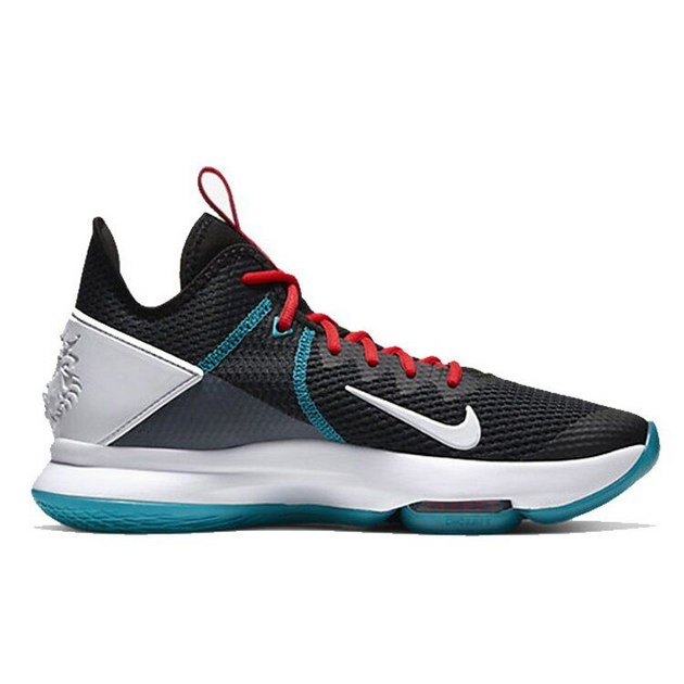 Nike Witness 4