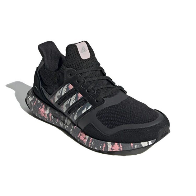 Adidas UltraBoost DNA