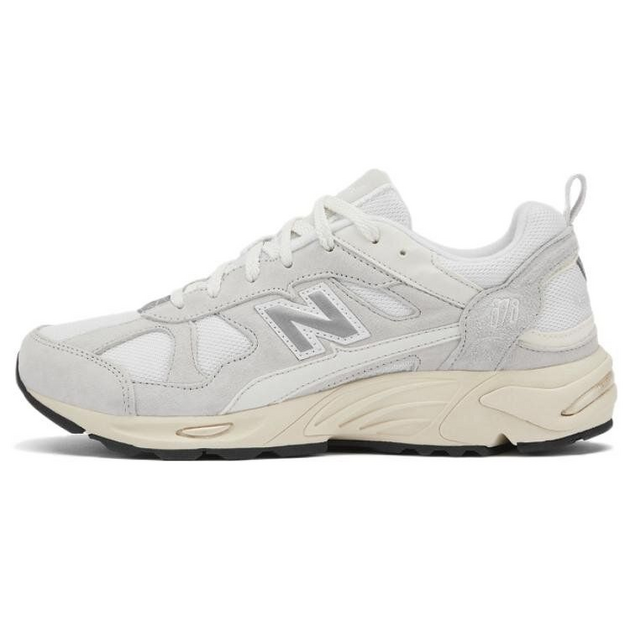 New Balance 878