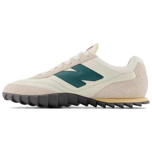 New Balance RC30