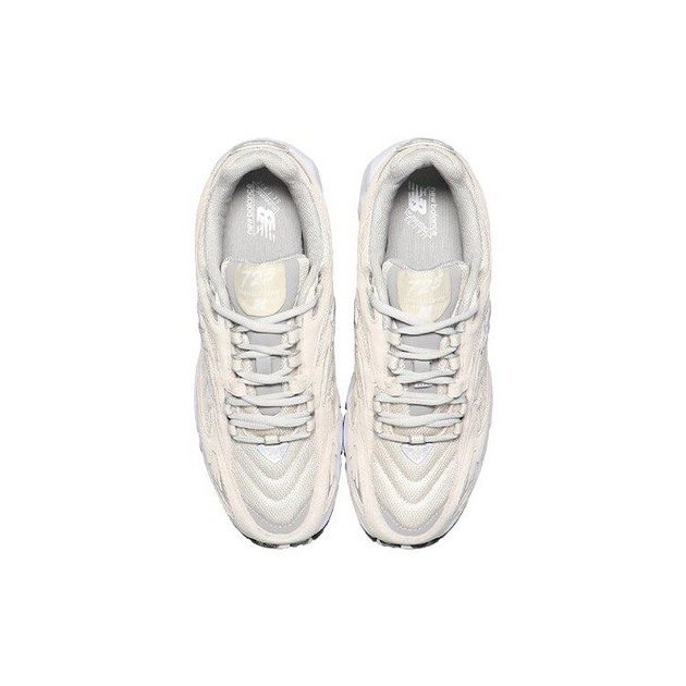 New Balance 725