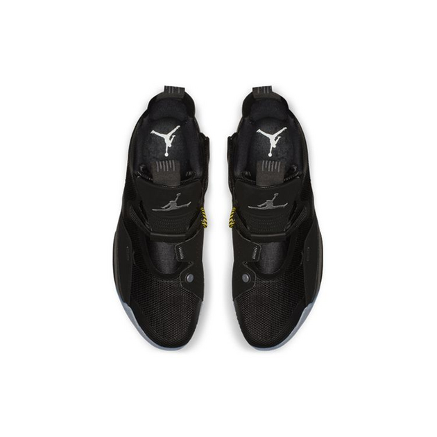 Air Jordan 33 Blackout