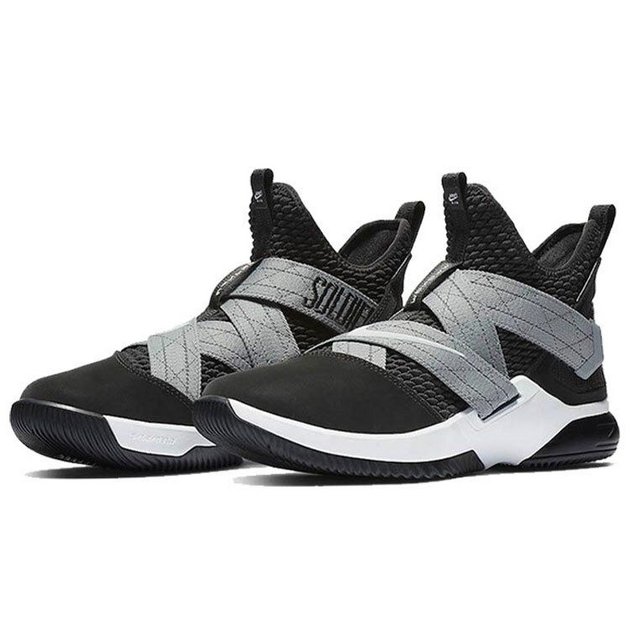 Nike Zoom Soldier 12 12