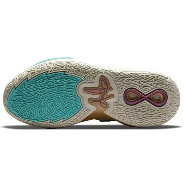 Nike Kyrie 8 Infinity