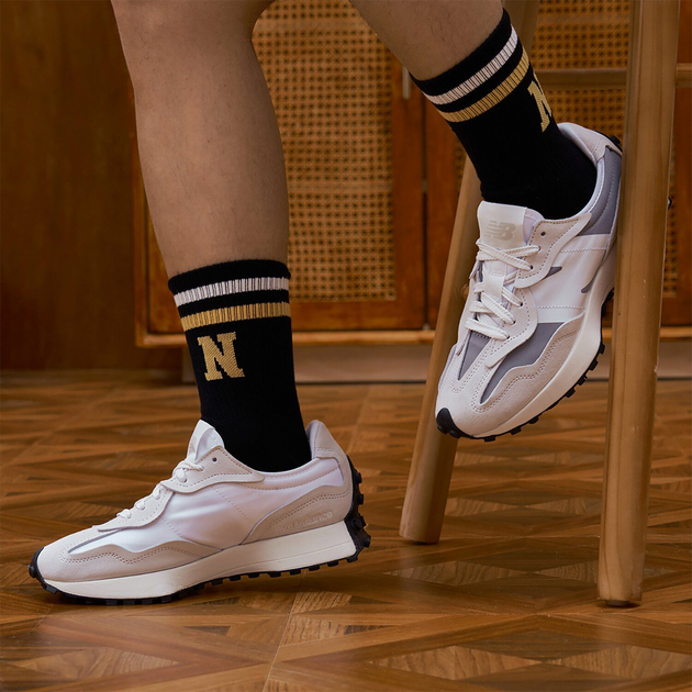 New Balance 327 Urbancore