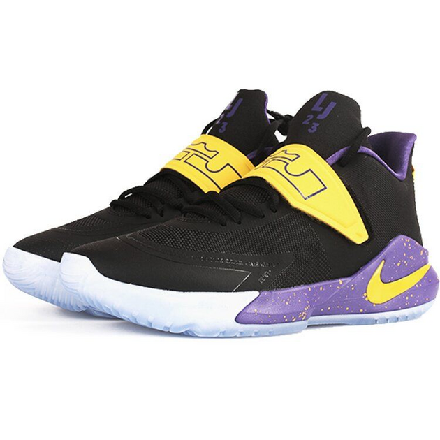 Nike Ambassador 12 12