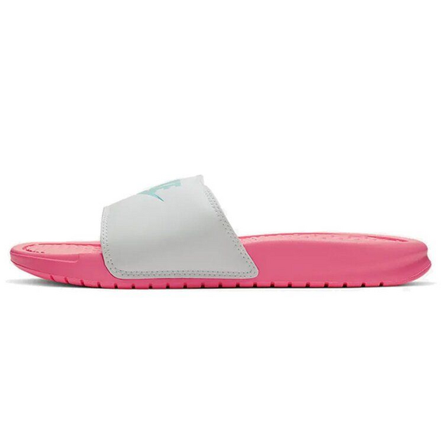Nike Benassi