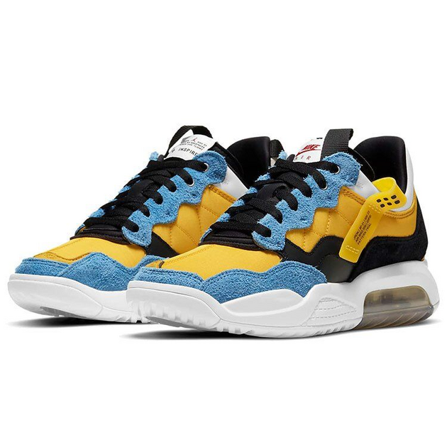 Jordan MA2 University Gold