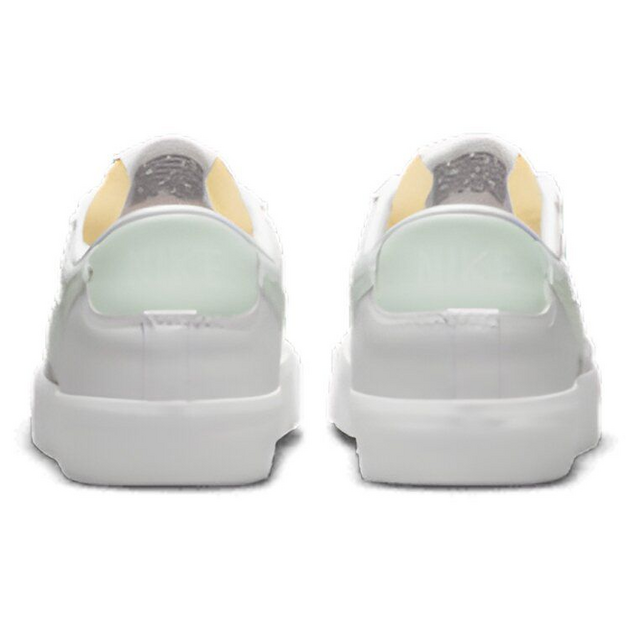 Nike Blazer Low 77