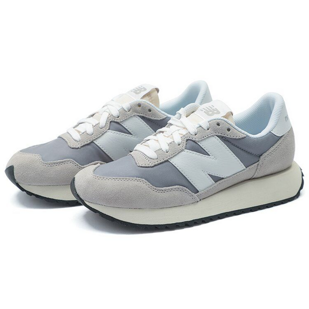 New Balance 237