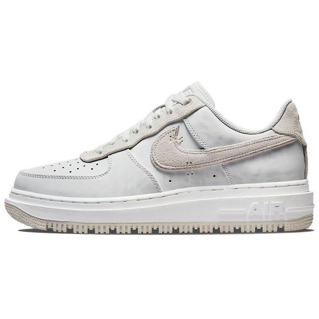 Nike Air Force 1 Low Summit White