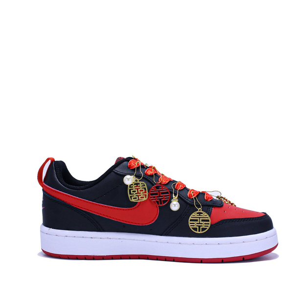 Nike Court Borough Low2